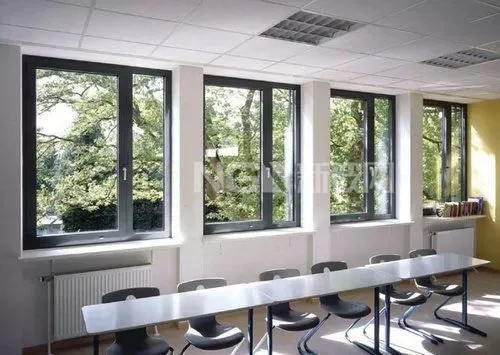 铝合金门窗和玻璃幕墙之间有何不同?