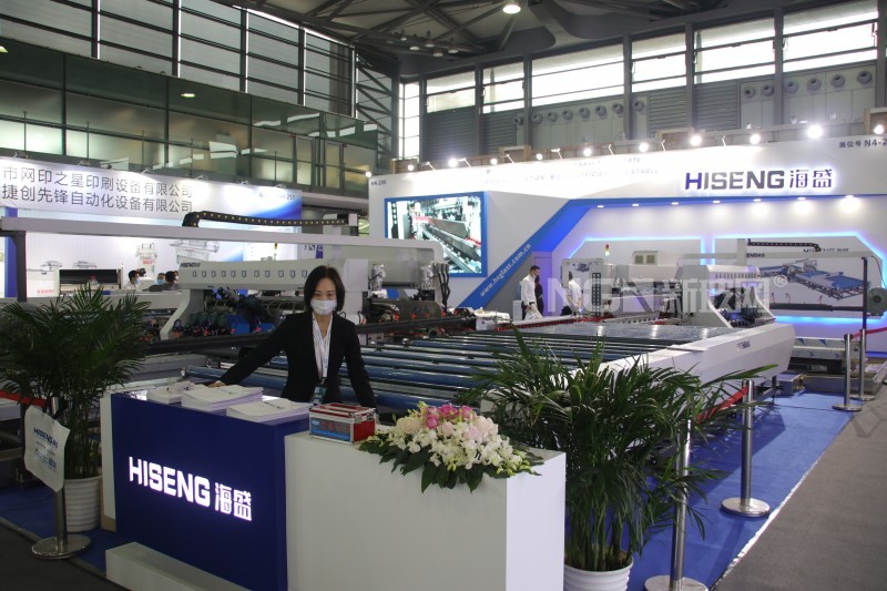 海盛玻璃机械销售总经理陈燕芬：速度和自动化是行业发展的重点