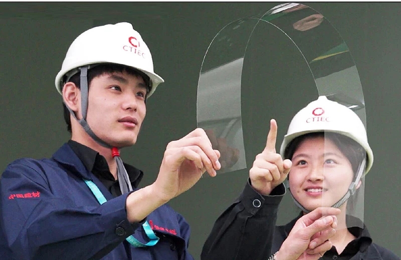 安徽蚌埠：科技创新让中国玻璃“领跑”世界