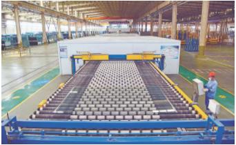 河北南玻玻璃有限公司：“一窯兩線”開創玻璃柔性化生產先河