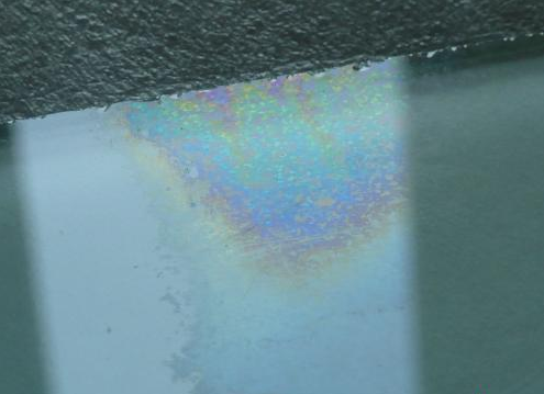 钢化玻璃彩虹现象