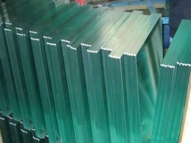 关于中国耀华玻璃集团有限公司600t/d高档颜色浮法玻璃生产线项目相关生产线拆除的公告