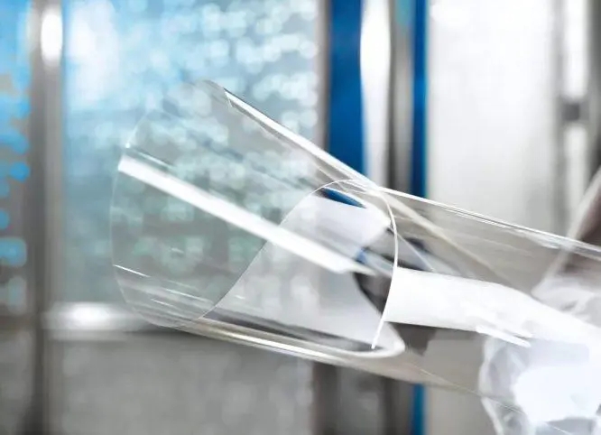 2023年国内折叠屏超薄柔性玻璃使用面积同比增250%