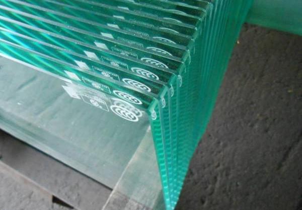 4月29日3D玻璃板块涨幅达2%